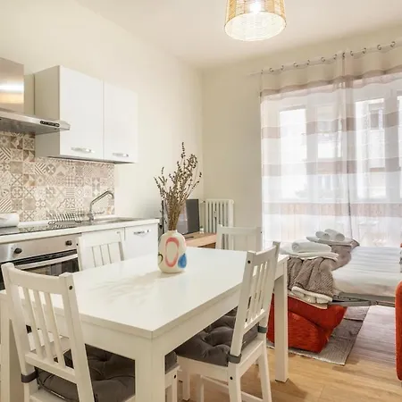  Apartment *