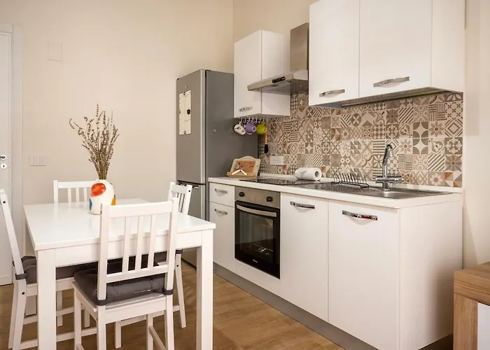 Apartman  *