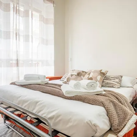  Apartment *